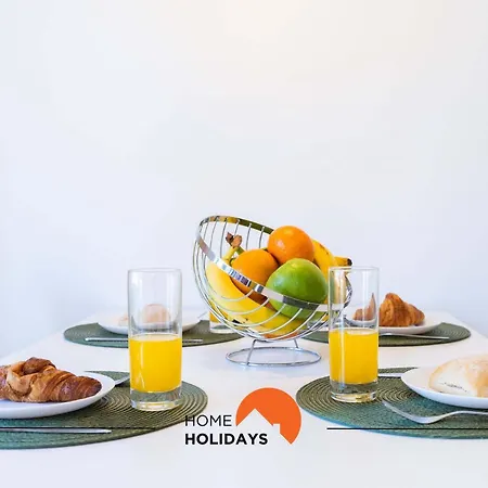 #152 T1 Falesia By Holidays Apartment *