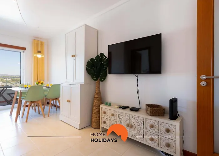 #152 T1 Falesia By Holidays